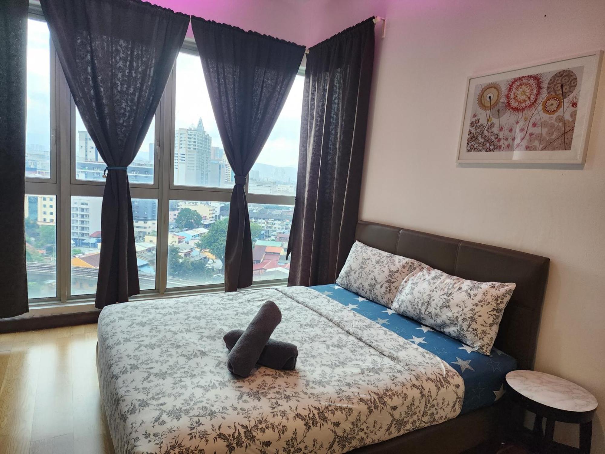Regalia Couples Klcc Pangsapuri Kuala Lumpur