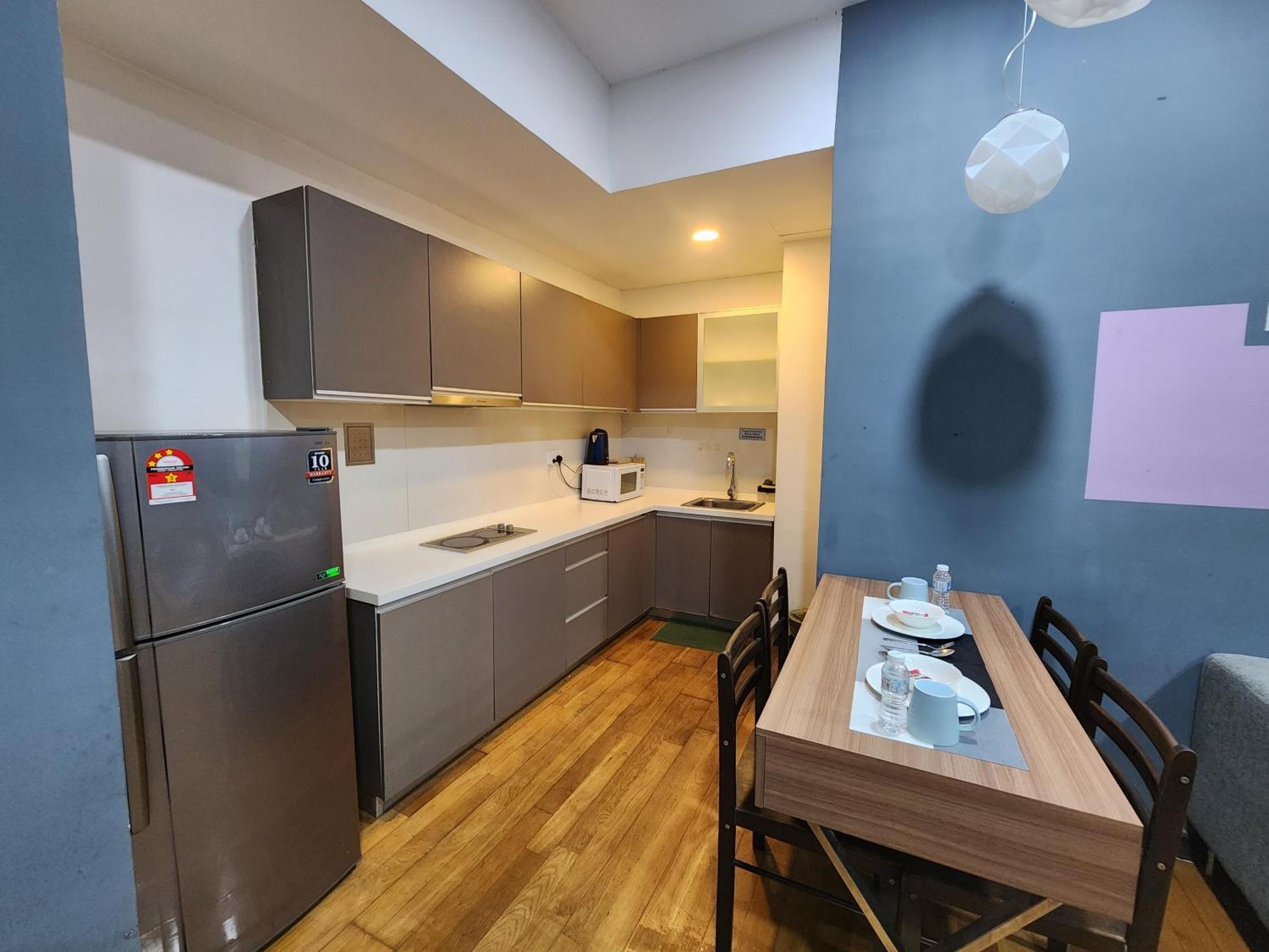 Regalia Couples Klcc Apartment