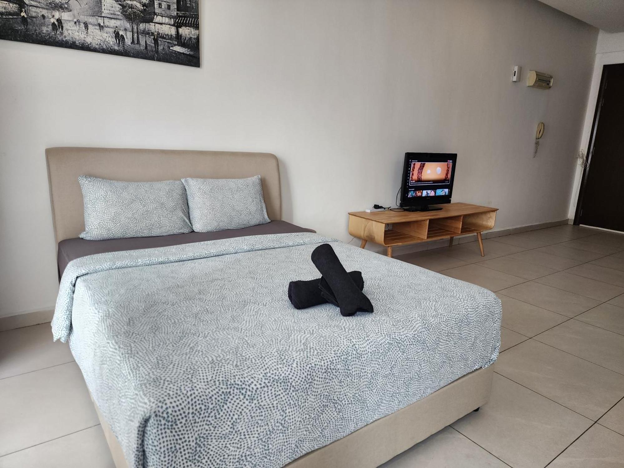 Regalia Couples Klcc Apartment